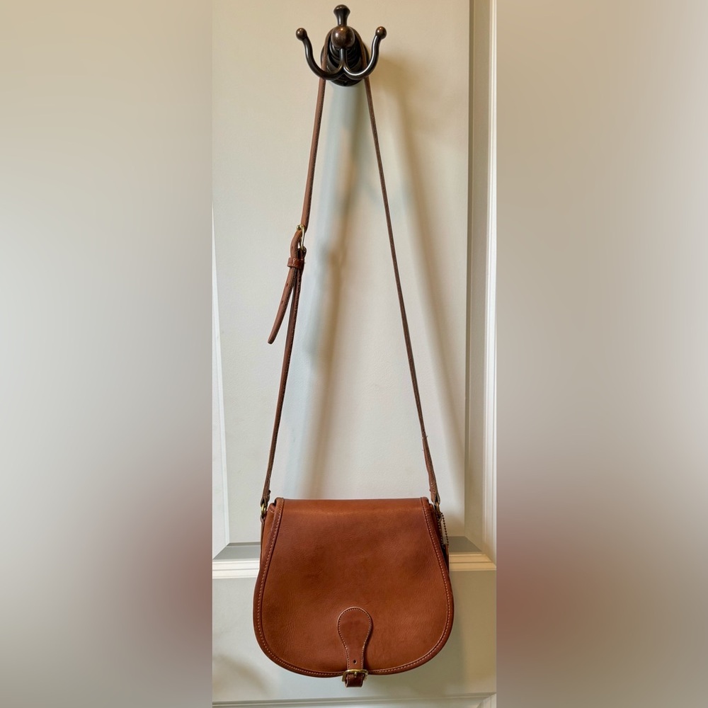 COACH Rare Vintage Saddle Bag in British Tan EUC - Picture 12 of 16